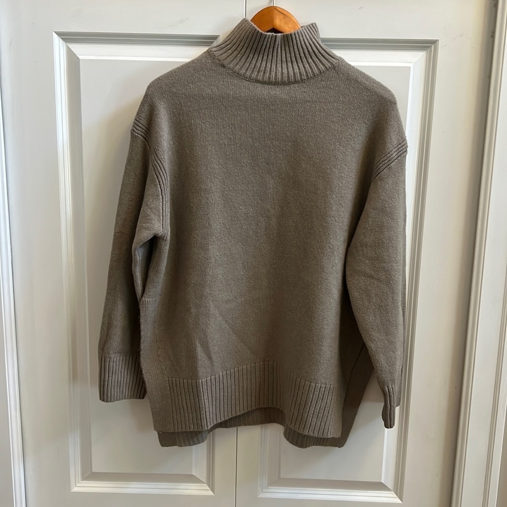 H&M Mock neck Sweater